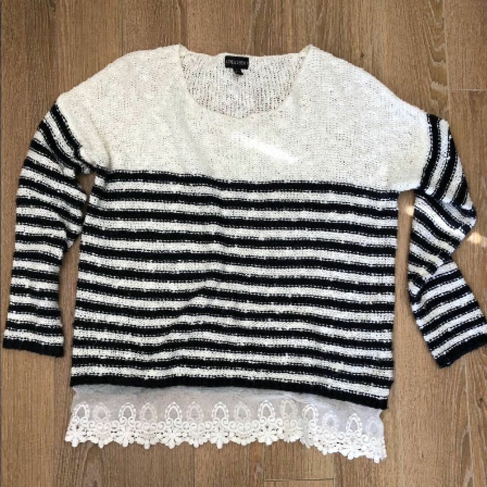Love & Liberty Black/White a Lace Detail Hem